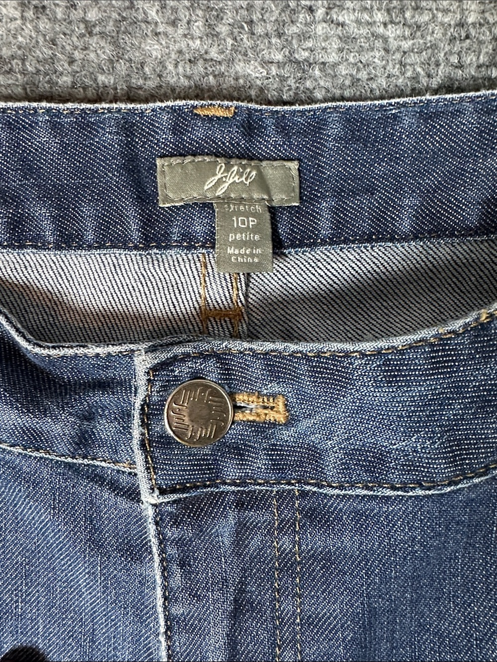 J. Jill Blue Stretch Flare Jeans Women’s Size 10 Petite - Picture 3 of 6